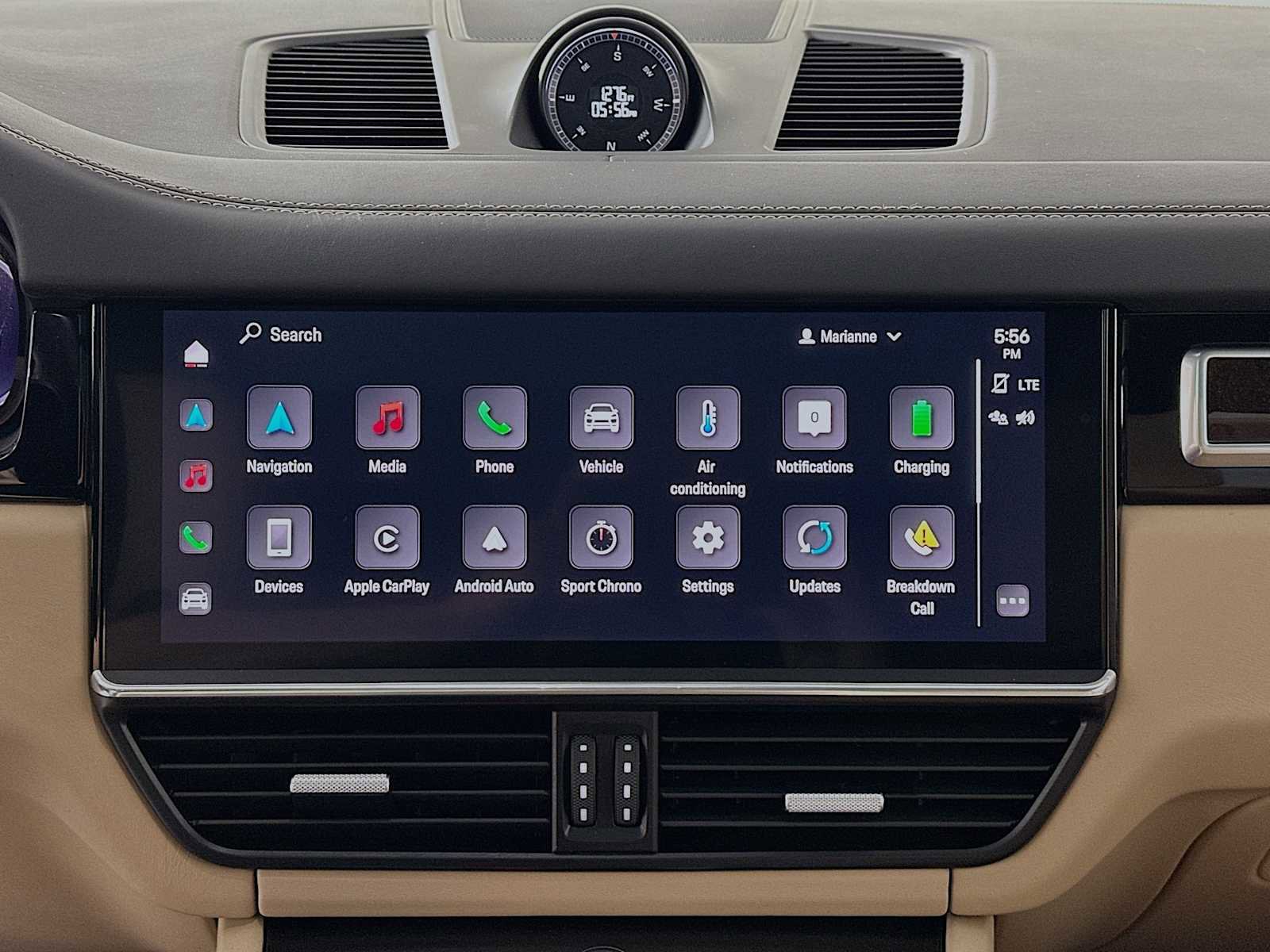 Certified 2022 Porsche Cayenne E-Hybrid image 17