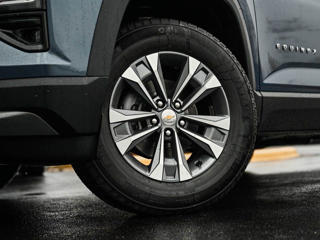 New 2026 Chevrolet Equinox LT w/ Convenience Package II image 6