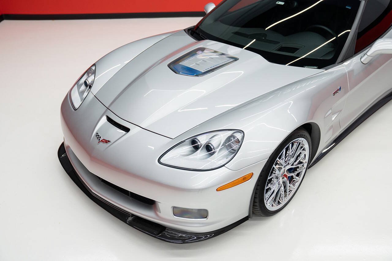Used 2013 Chevrolet Corvette ZR1 w/ Battery Protection Package RWD image 4