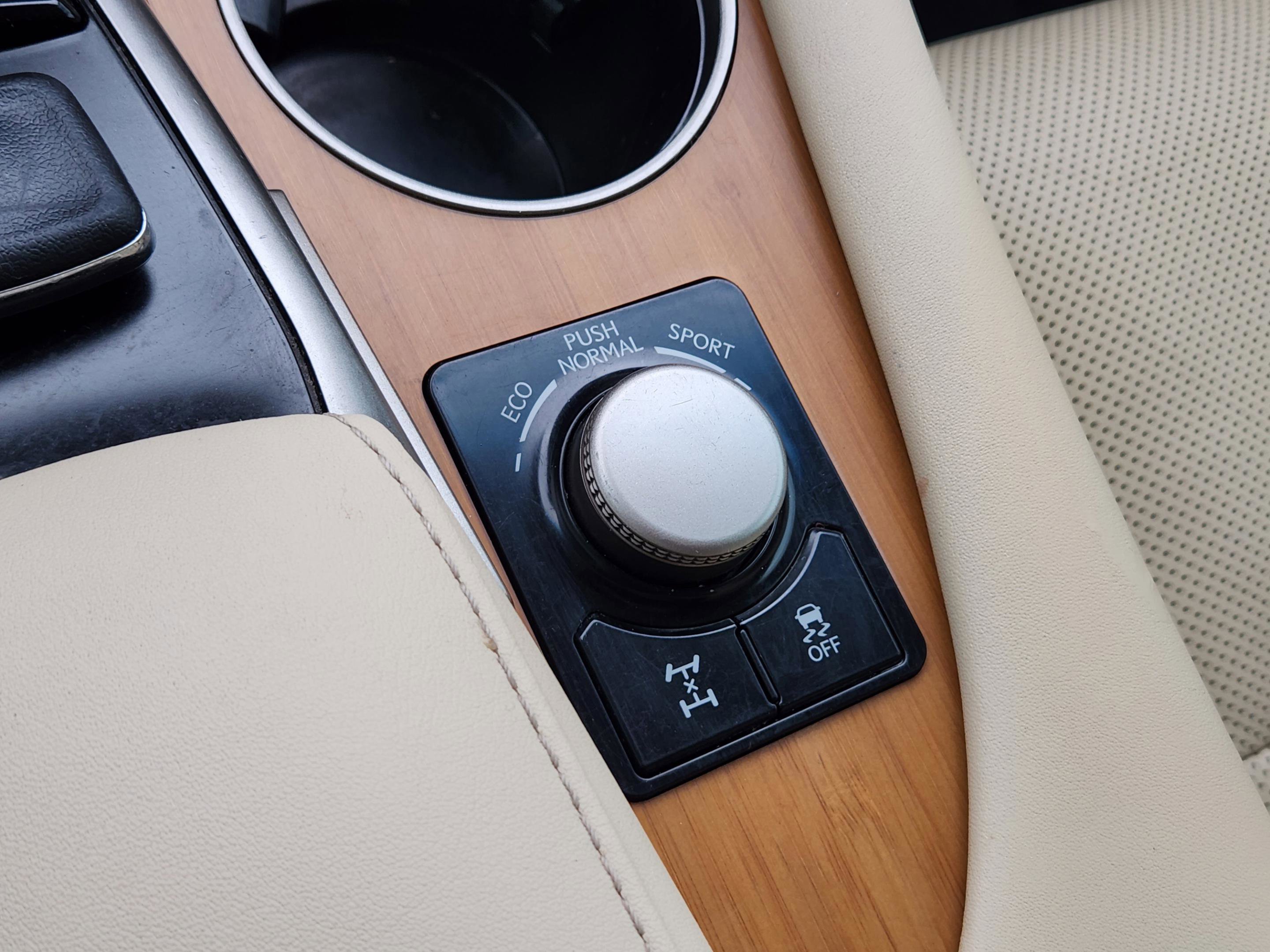 Used 2019 Lexus RX 350 AWD w/ Navigation Package image 16