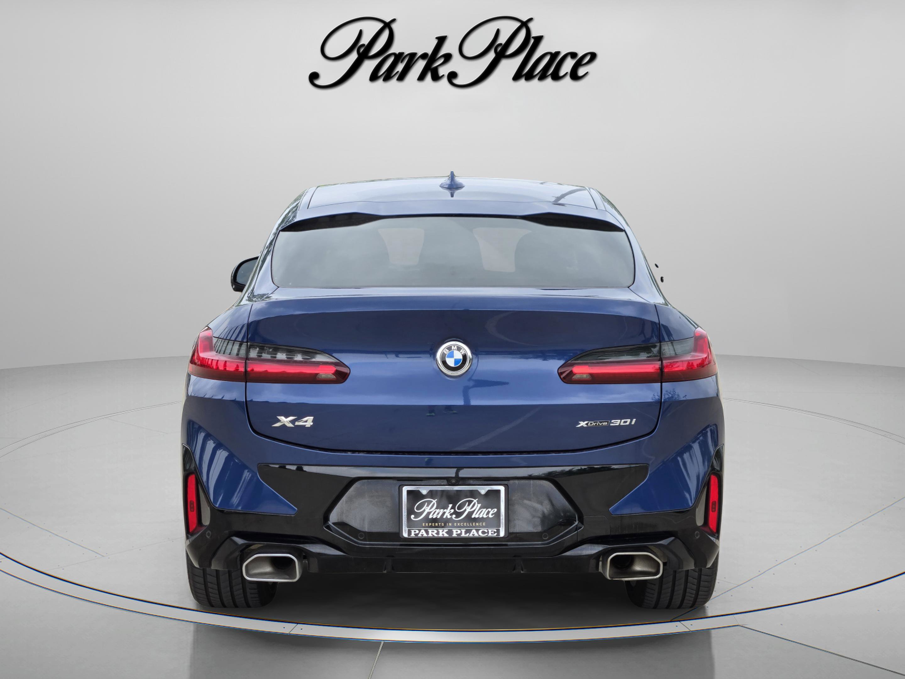 Used 2024 BMW X4 xDrive30i w/ M Sport Package AWD/4WD image 5
