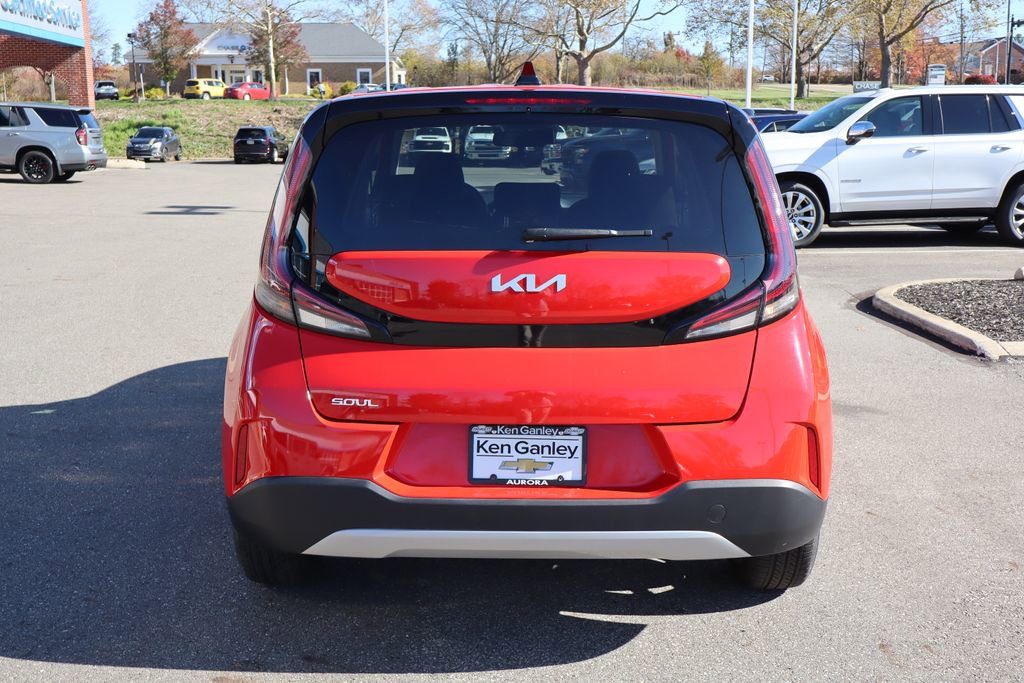 Used 2025 Kia Soul LX w/ Option Group 015 image 28