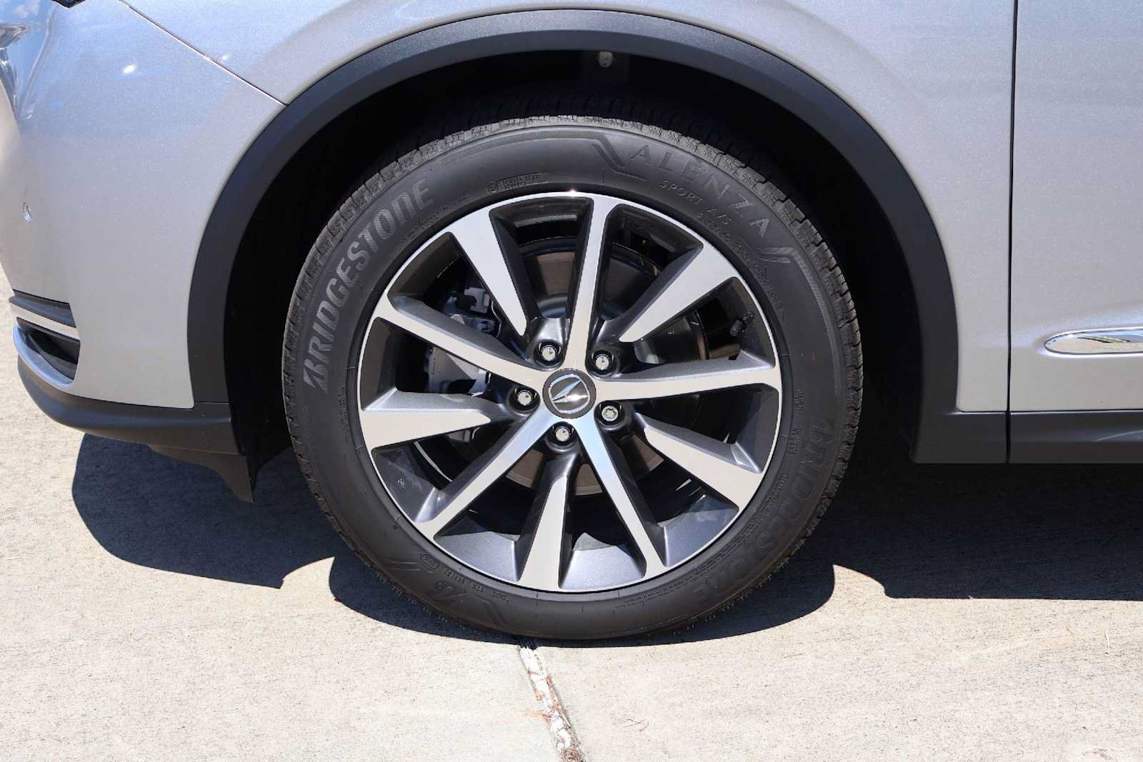 Certified 2026 Acura MDX w/ Technology Package FWD image 8
