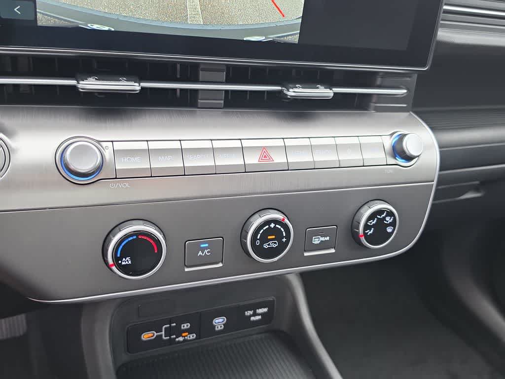 New 2027 Hyundai Kona SE FWD image 31