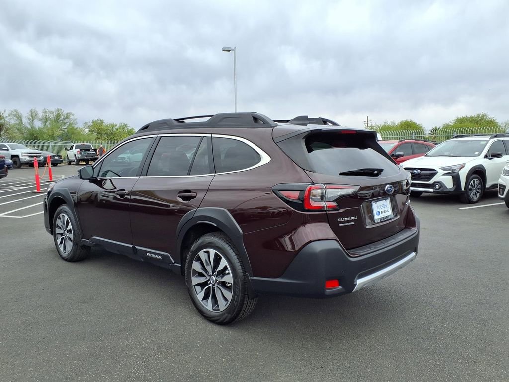 Certified 2025 Subaru Outback Limited AWD/4WD image 12