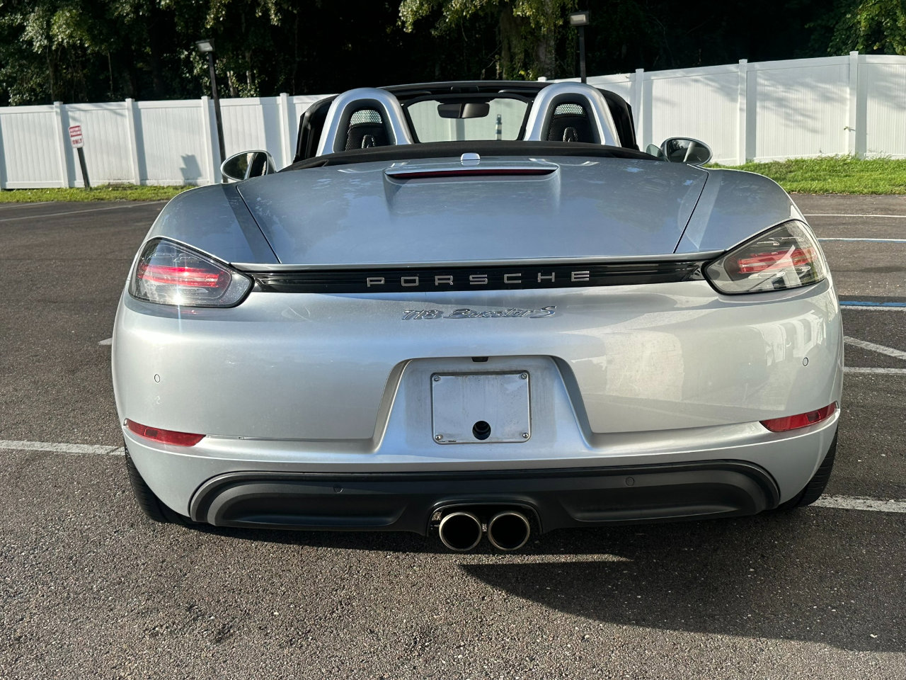 Used 2017 Porsche 718 Boxster S image 10