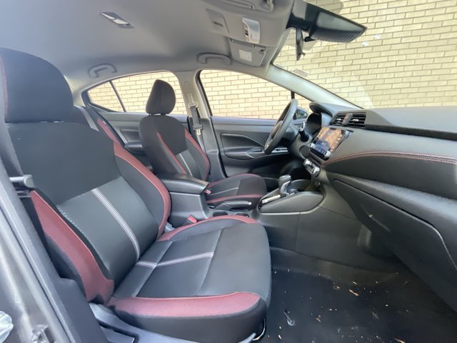 Used 2024 Nissan Versa SR FWD image 7