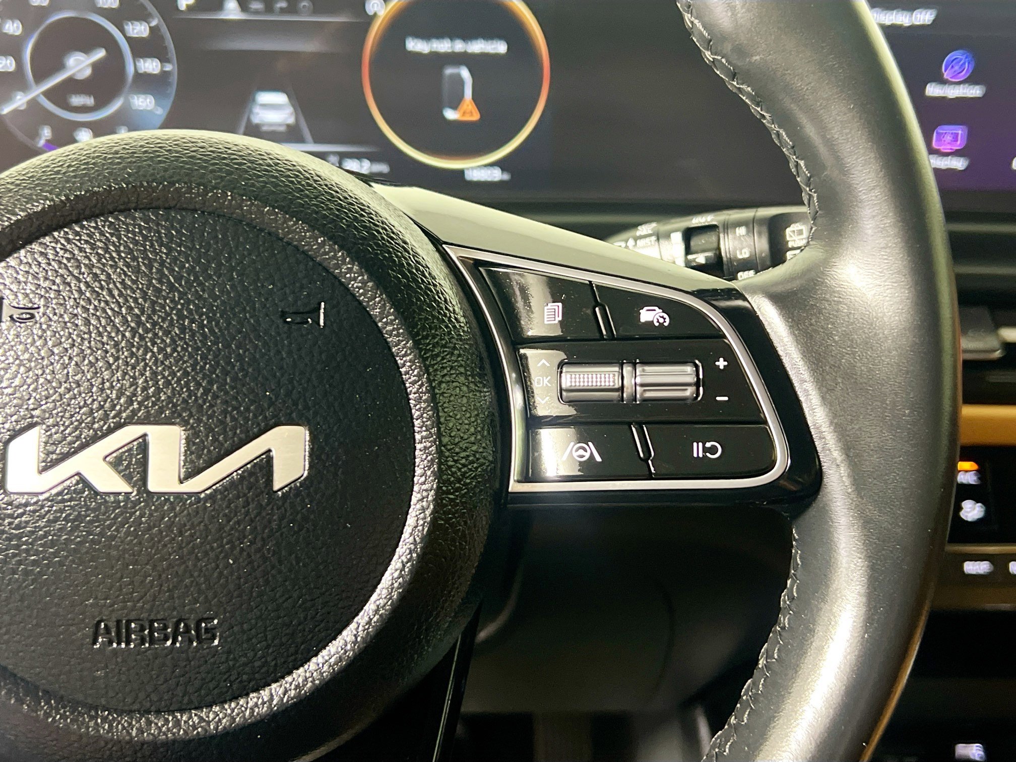 Used 2024 Kia Seltos EX image 19