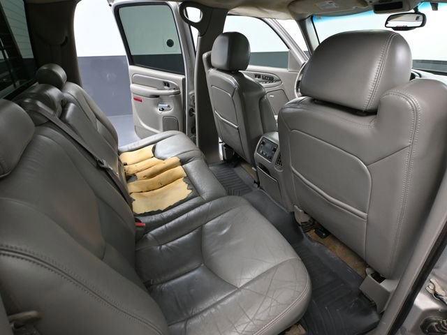 Used 2006 GMC Sierra 1500 Denali w/ Onstar Plus Package image 43