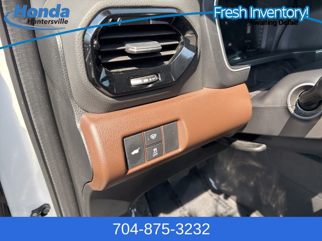 Used 2024 Honda Pilot Elite image 23