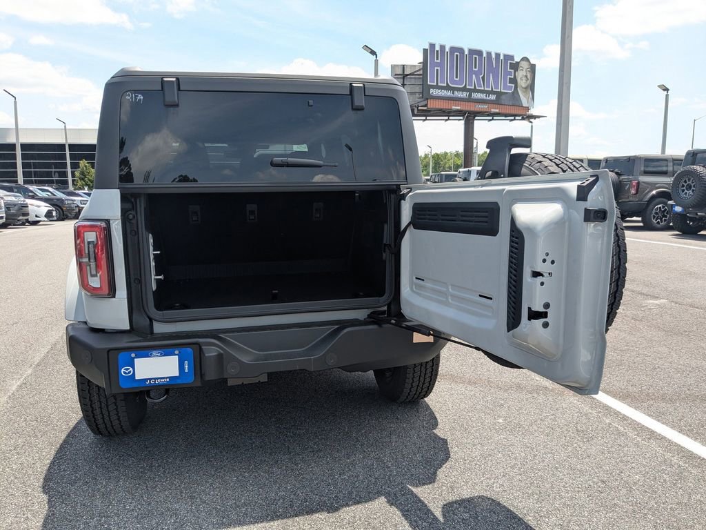 New 2026 Ford Bronco Outer Banks AWD/4WD image 13