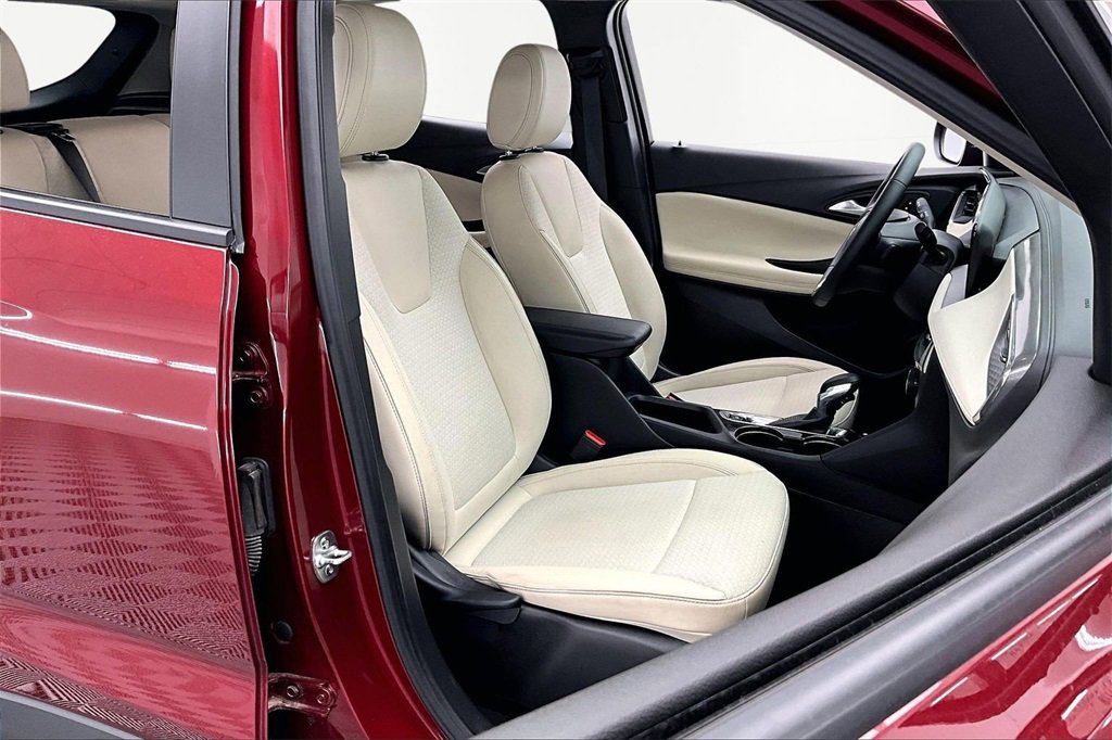 Used 2025 Buick Encore GX Preferred w/ Advanced Technology Package image 7