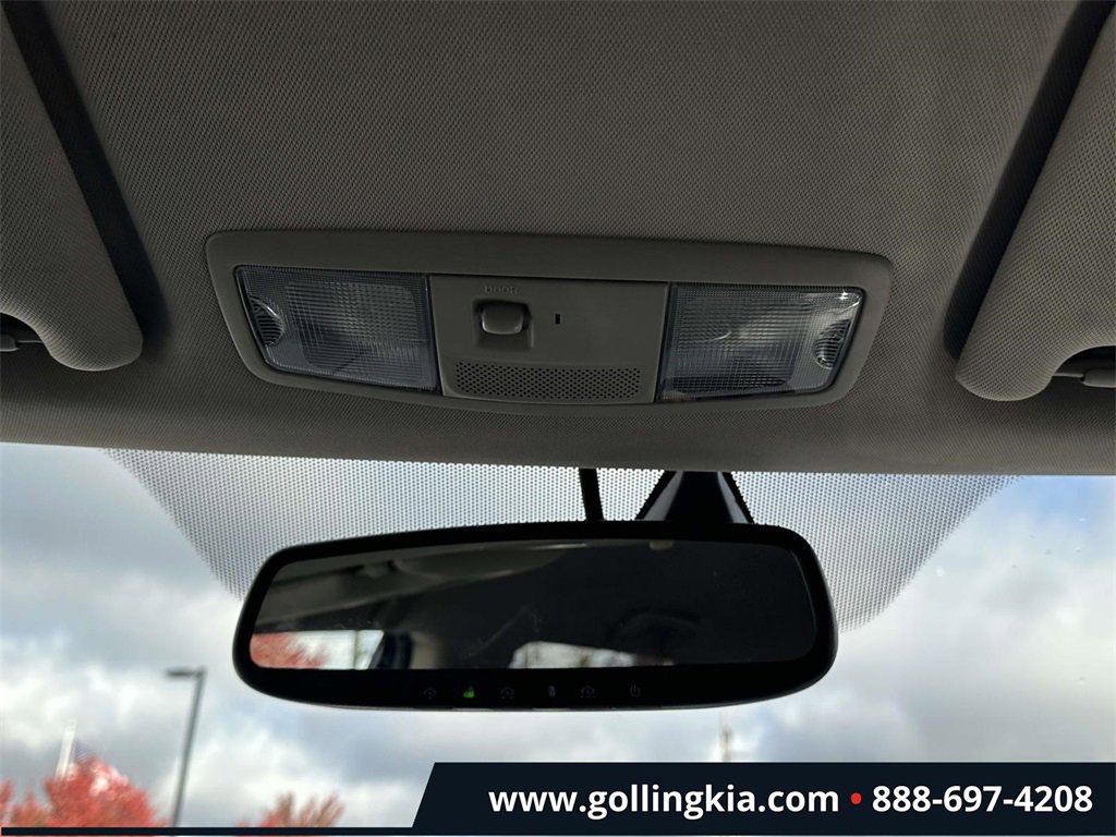 Used 2018 Mitsubishi Outlander SEL image 30