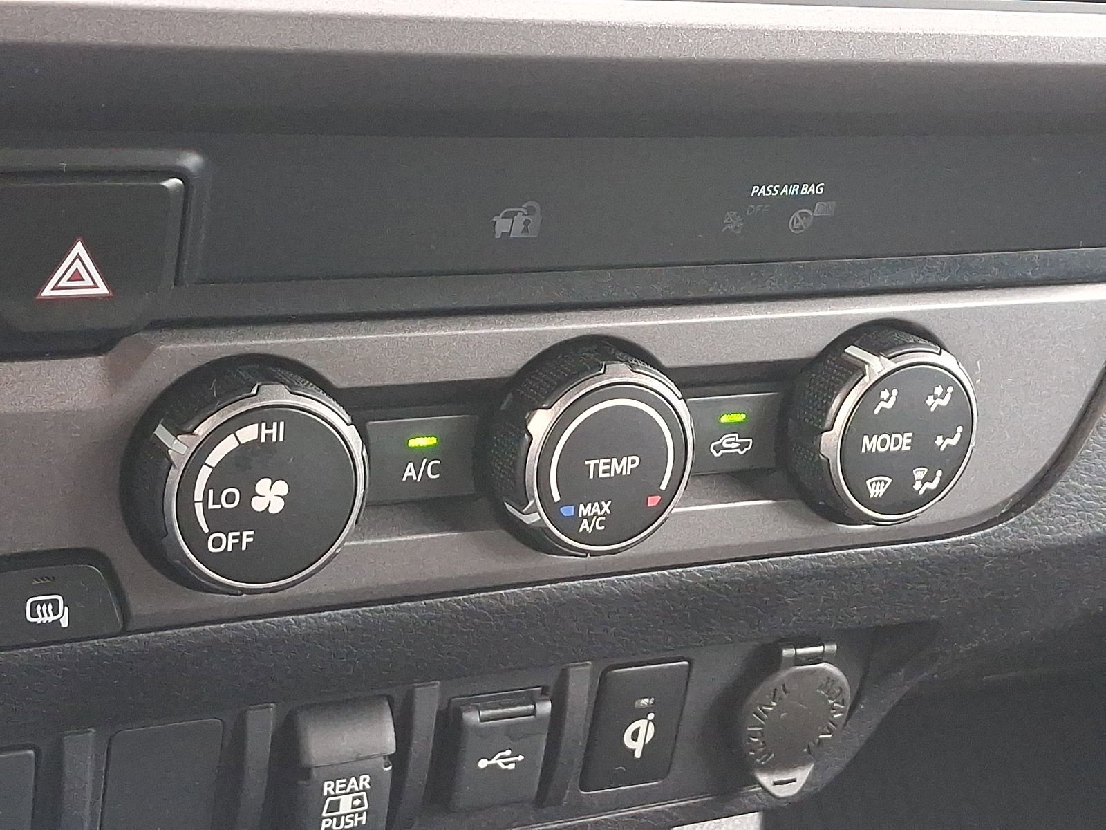 Used 2020 Toyota Tacoma TRD Off-Road AWD/4WD image 16