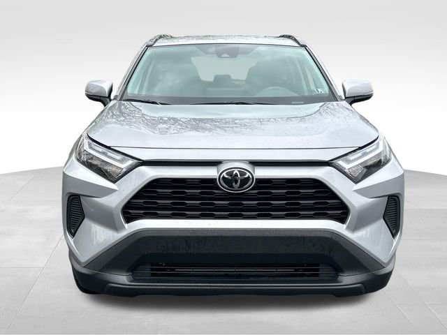 Used 2023 Toyota RAV4 XLE AWD/4WD image 9