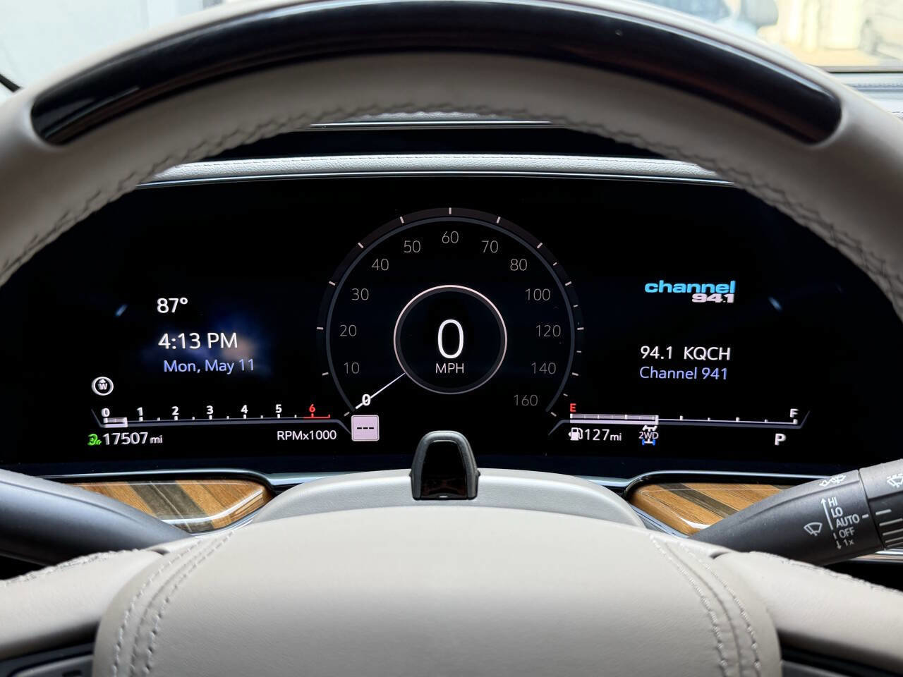 Used 2024 Cadillac Escalade Sport Platinum AWD/4WD image 32