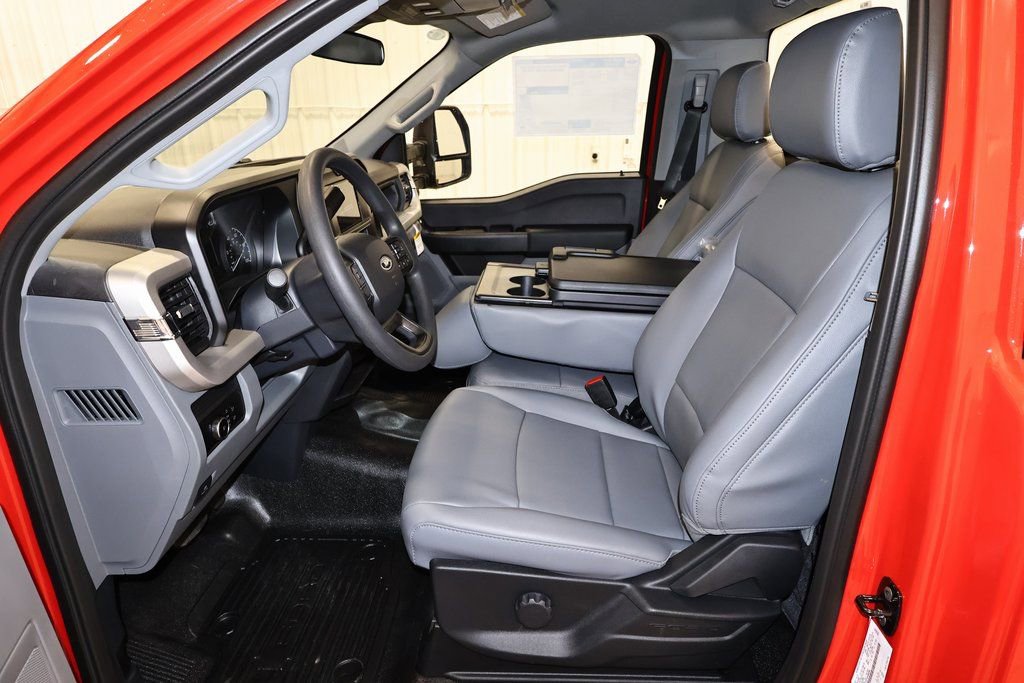 New 2026 Ford F550 4x4 Regular Cab Super Duty image 11