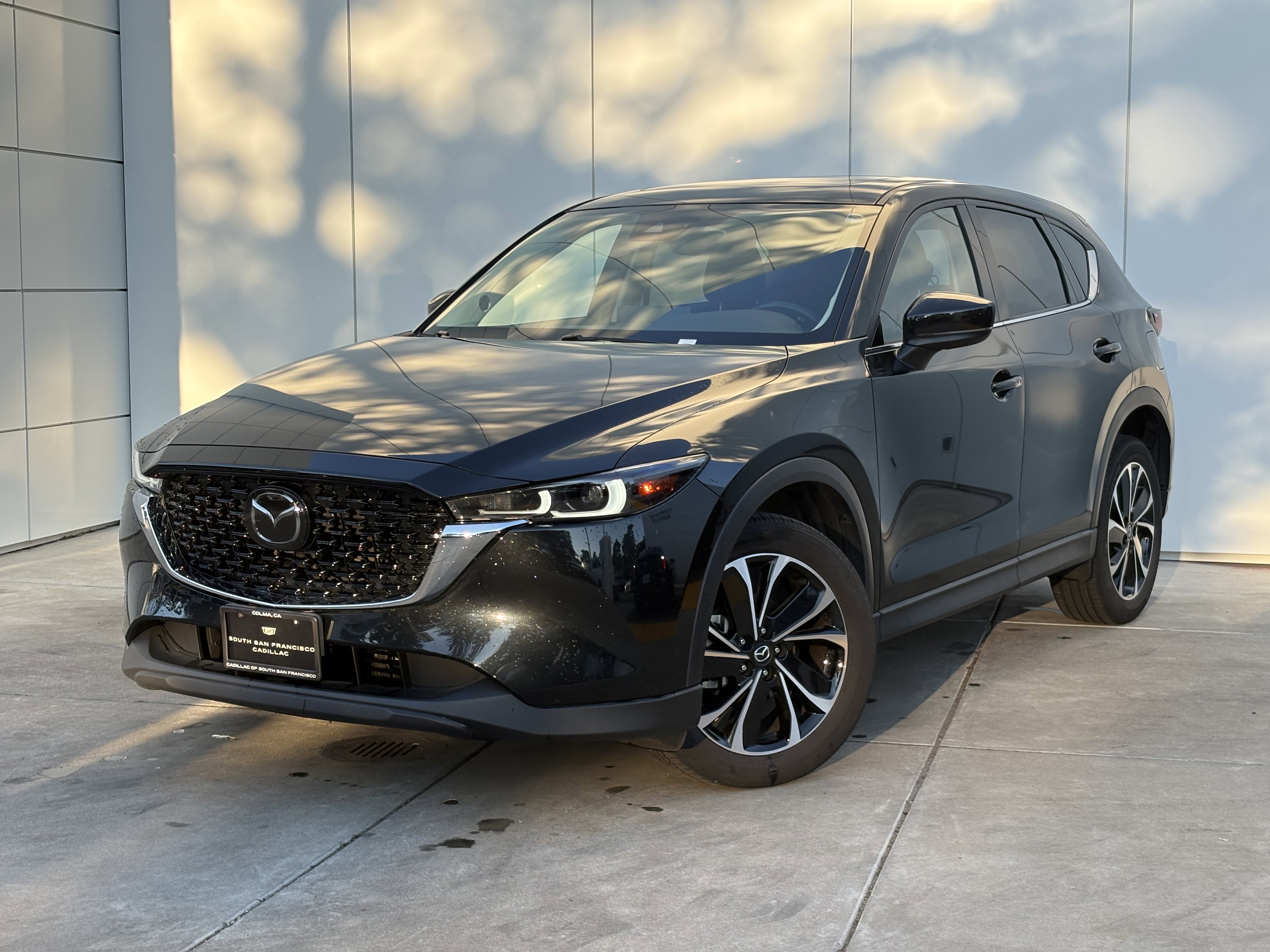Used 2022 MAZDA CX-5 AWD 2.5 S w/ Premium Package image 2