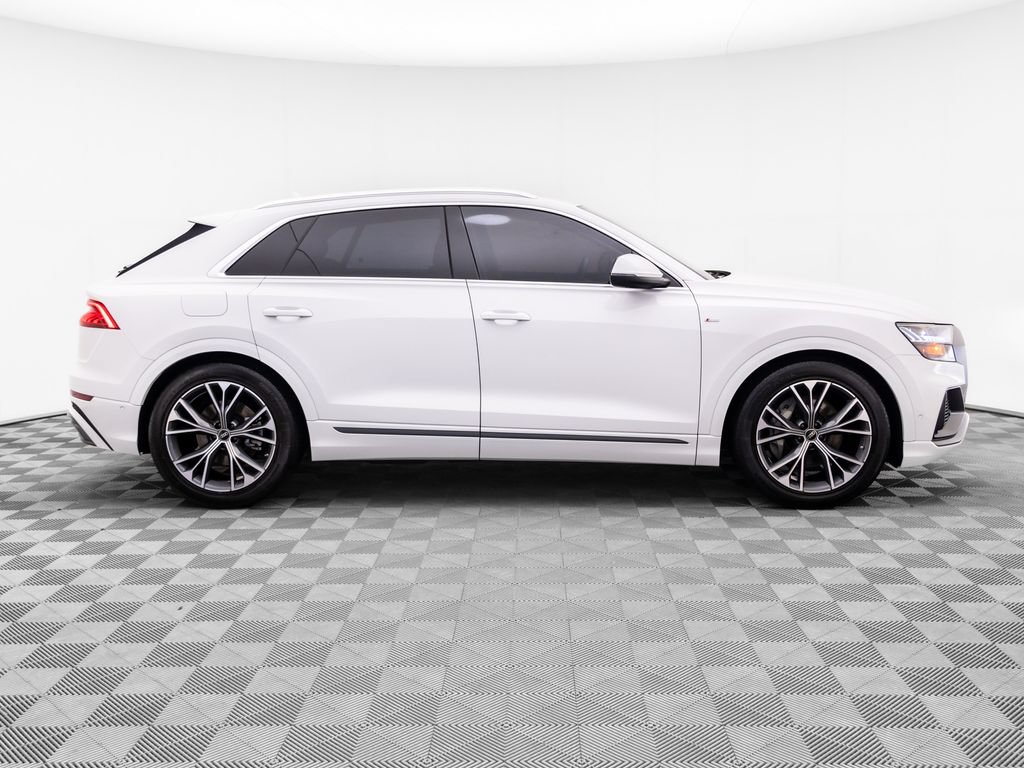 Used 2023 Audi Q8 Prestige AWD/4WD image 8