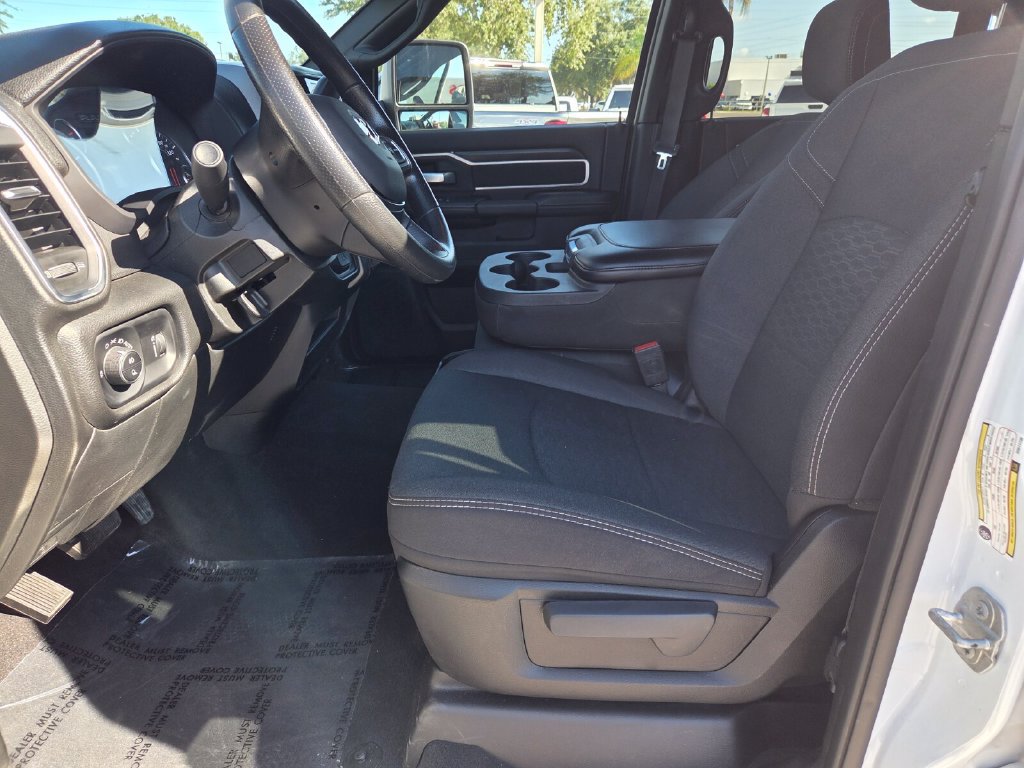 Used 2025 RAM 2500 Big Horn AWD/4WD image 6