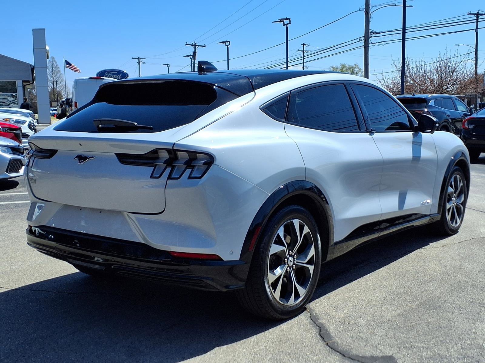 Certified 2021 Ford Mustang Mach-E Premium image 4