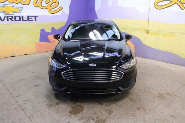 Used 2020 Ford Fusion SE image 6