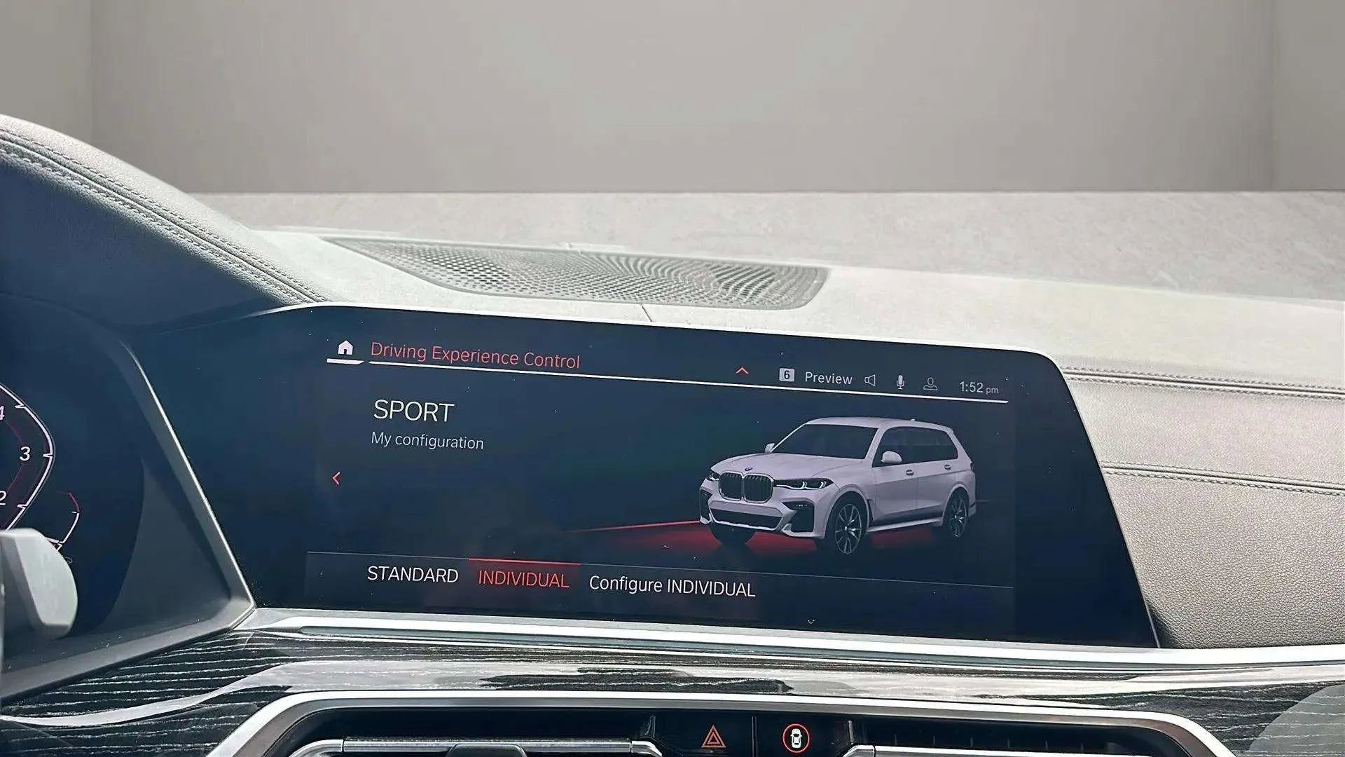 Used 2020 BMW X7 xDrive40i w/ M Sport Package image 39