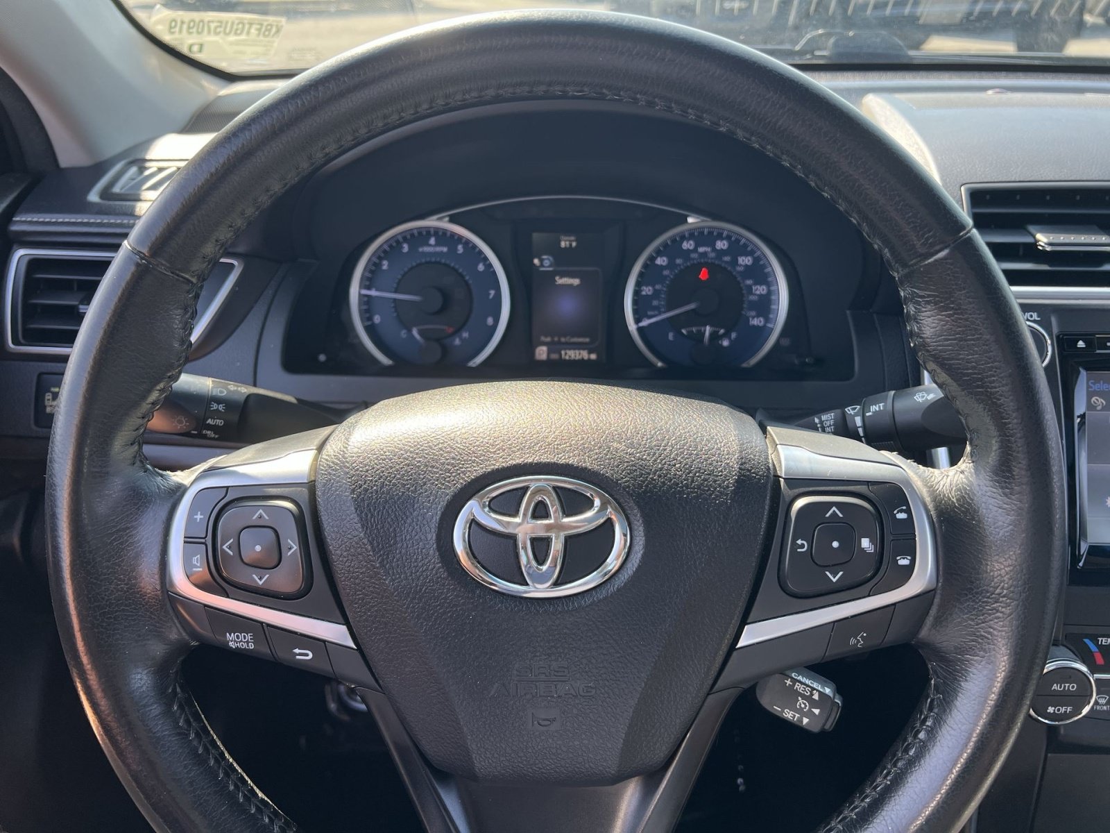 Used 2016 Toyota Camry XLE FWD image 14