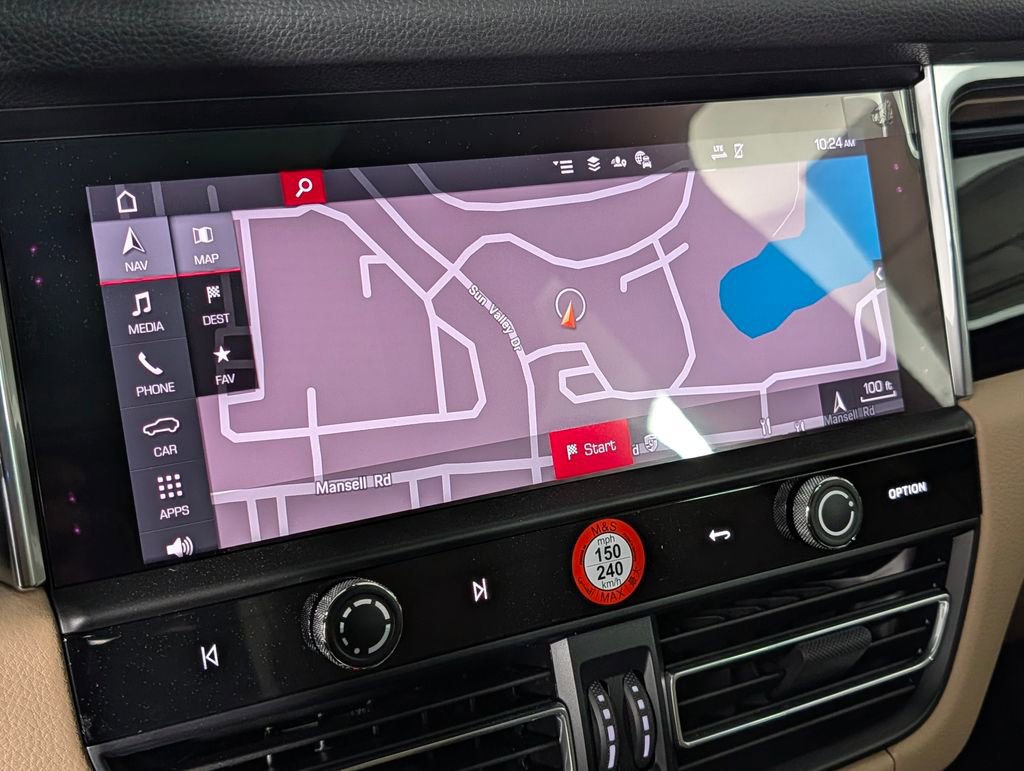 New 2026 Porsche Macan image 33