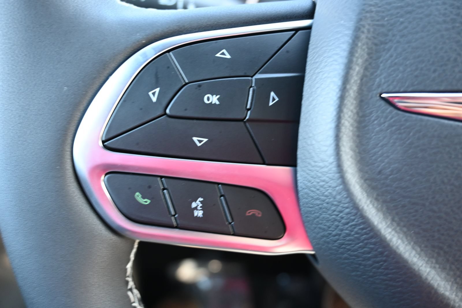 New 2026 Chrysler Pacifica Select AWD/4WD image 8