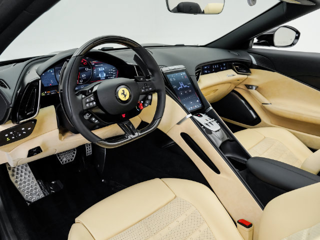 Used 2026 Ferrari Roma Spider RWD image 4
