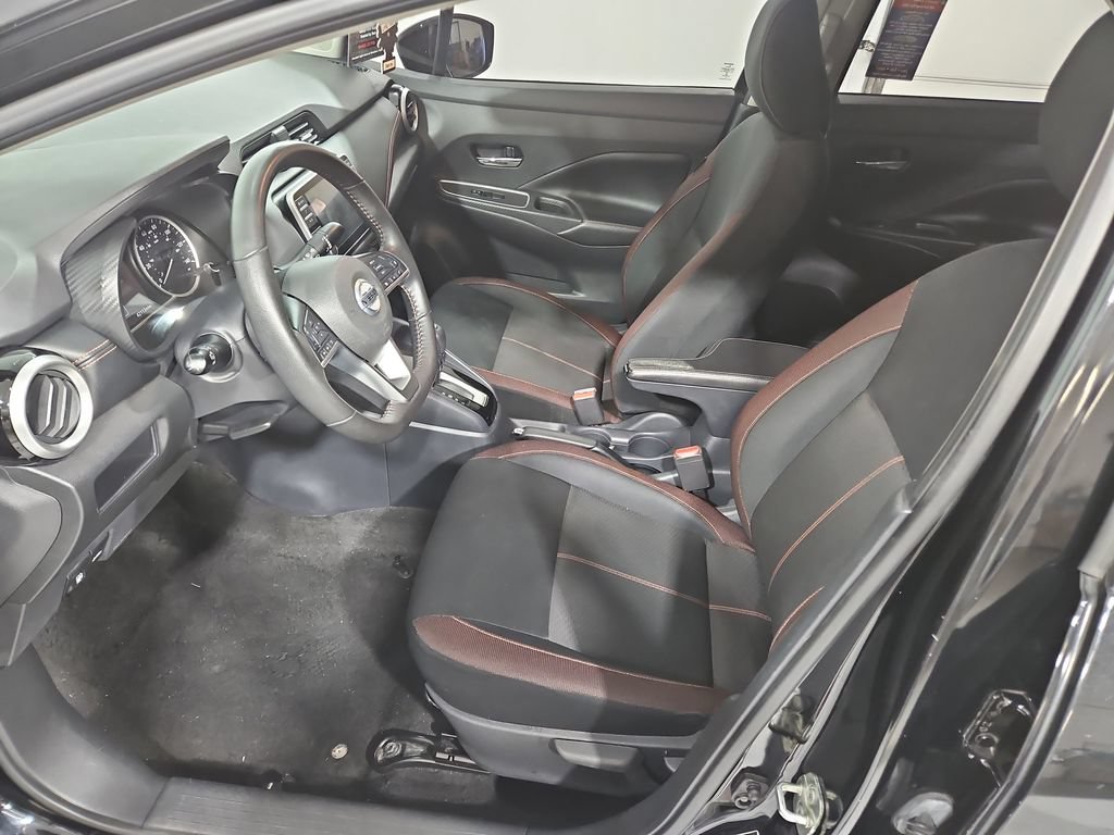 Used 2020 Nissan Versa SR w/ Convenience Package FWD image 10