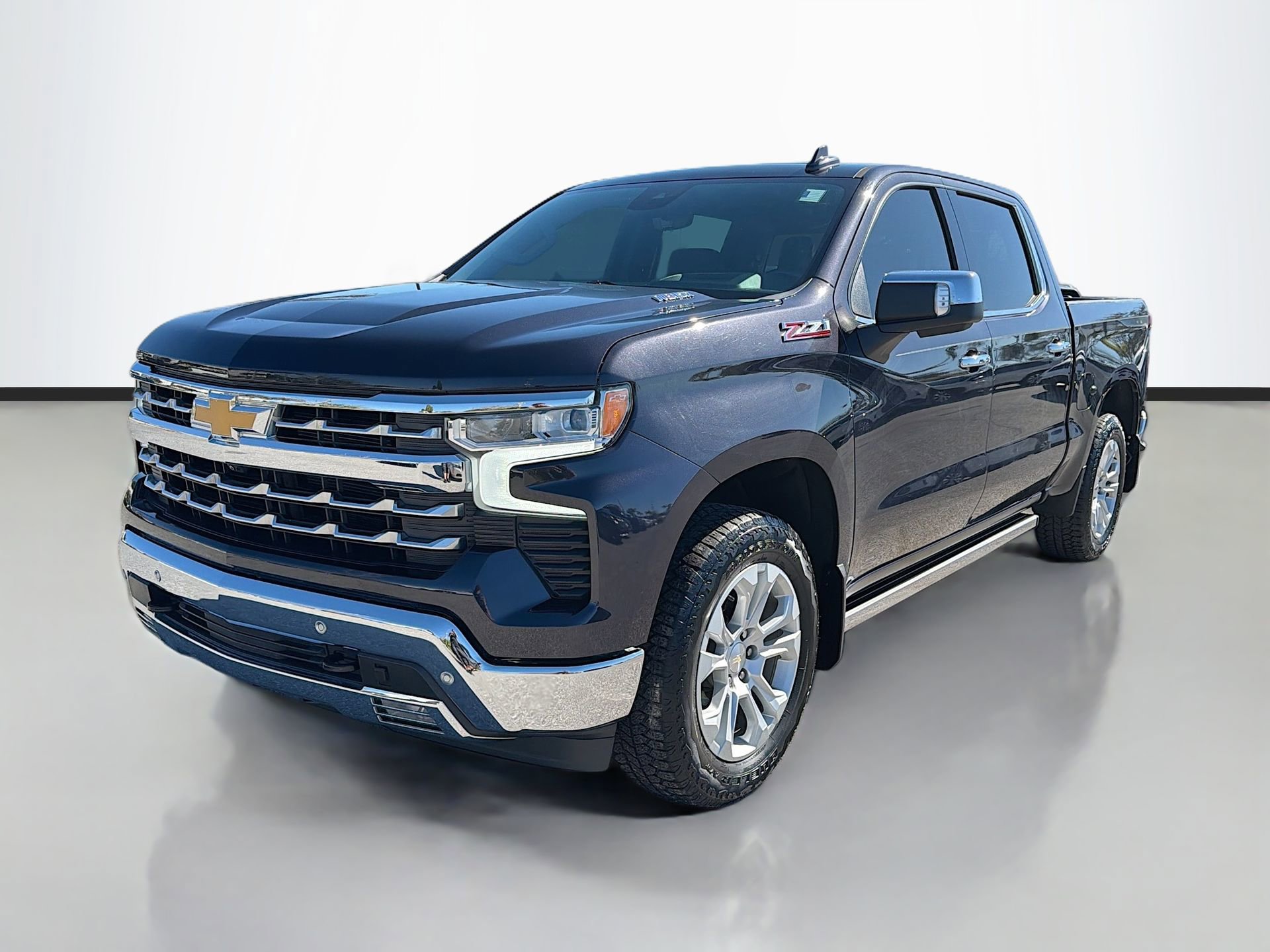 Used 2022 Chevrolet Silverado 1500 LTZ w/ LTZ Premium Package image 8