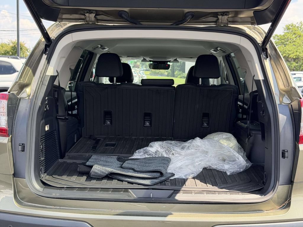 Certified 2026 Subaru Ascent Premium AWD/4WD image 14