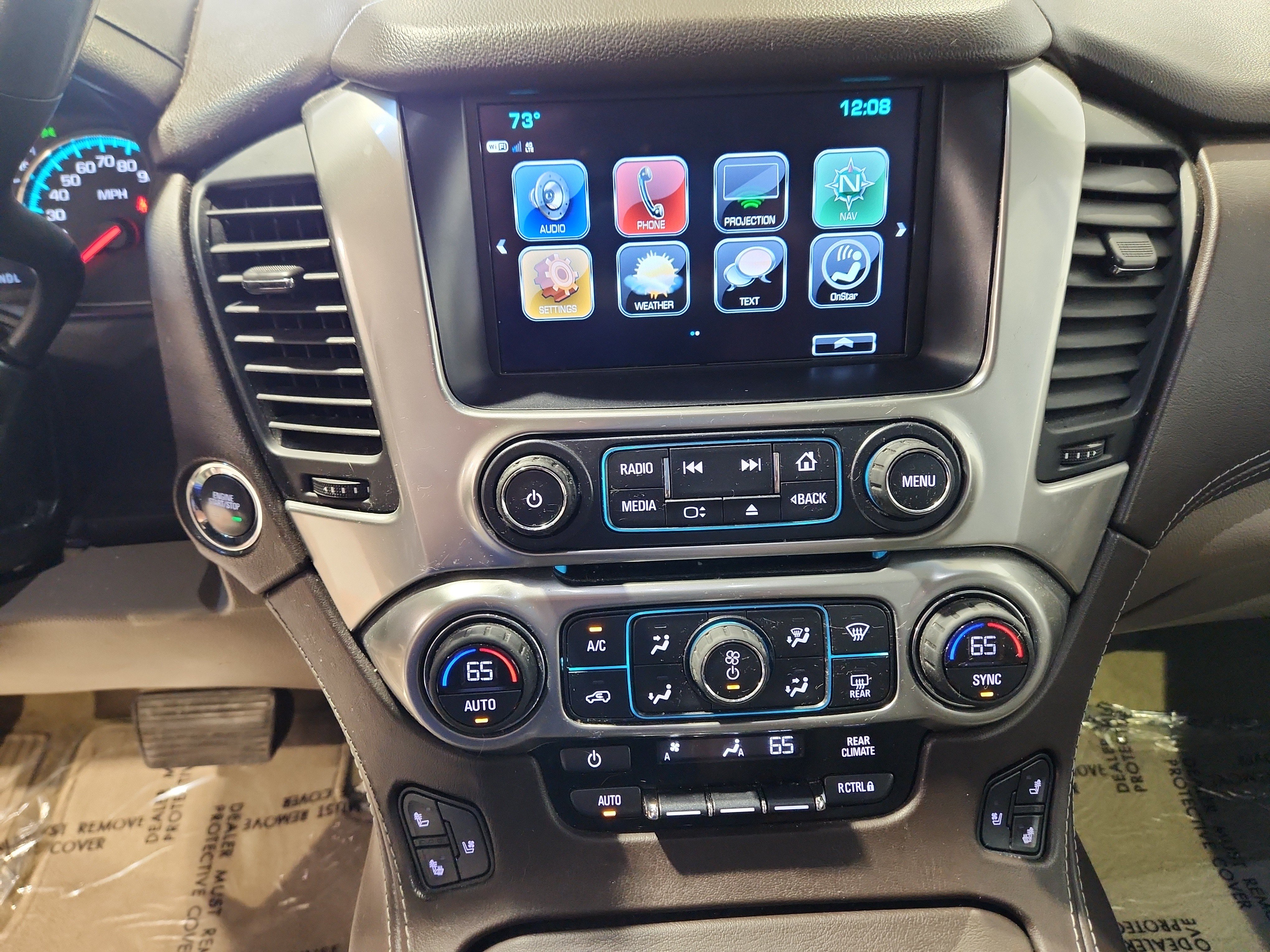 Used 2018 Chevrolet Suburban Premier AWD/4WD image 8