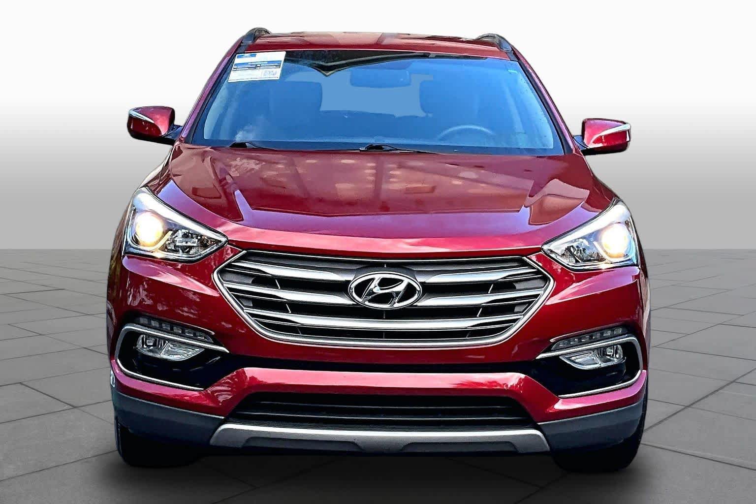 Used 2017 Hyundai Santa Fe Sport FWD image 4