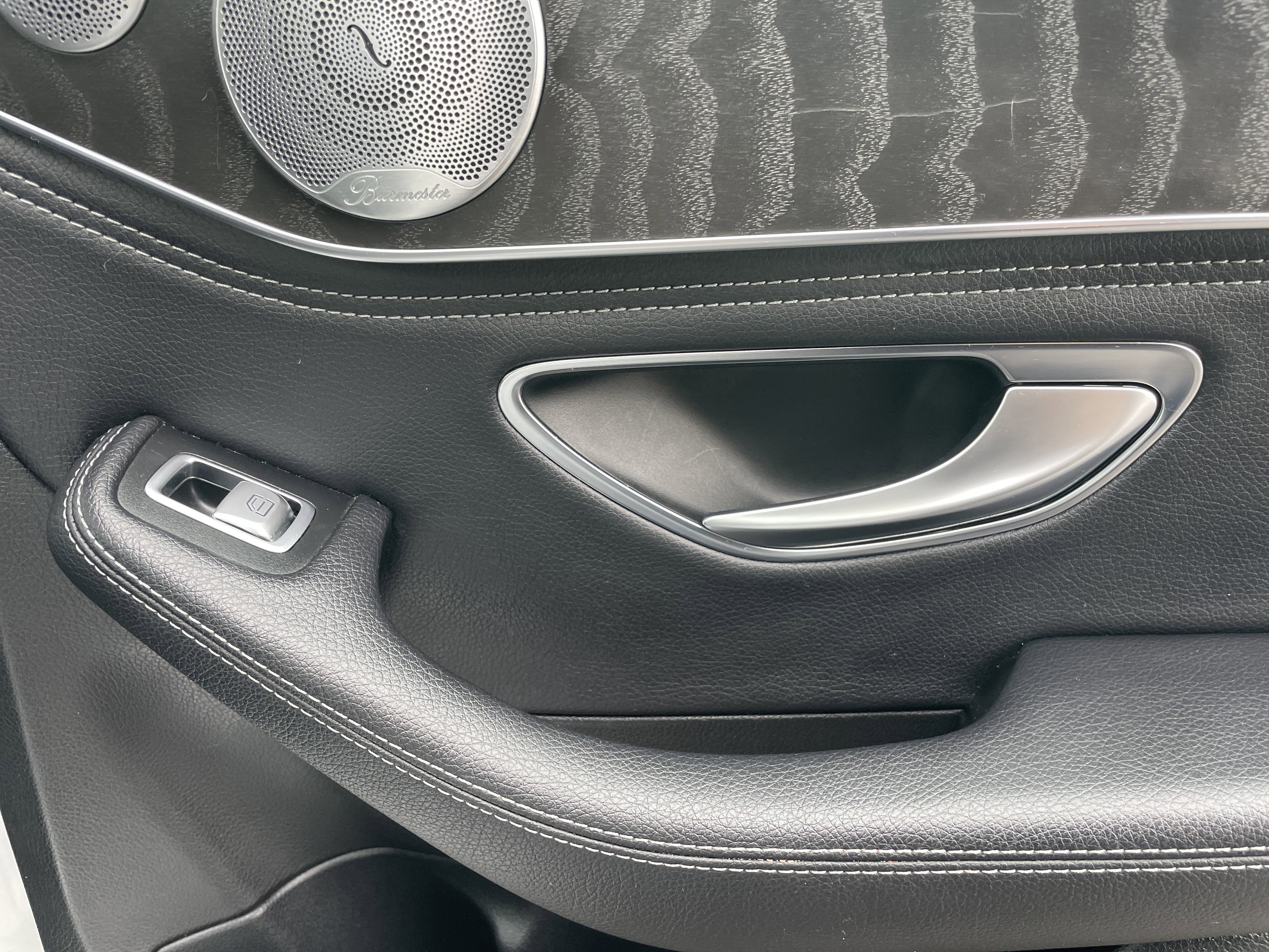 Used 2016 Mercedes-Benz C 300 C 300 image 19