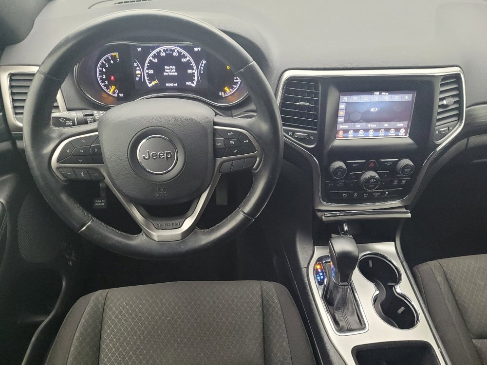Used 2020 Jeep Grand Cherokee Laredo RWD image 22