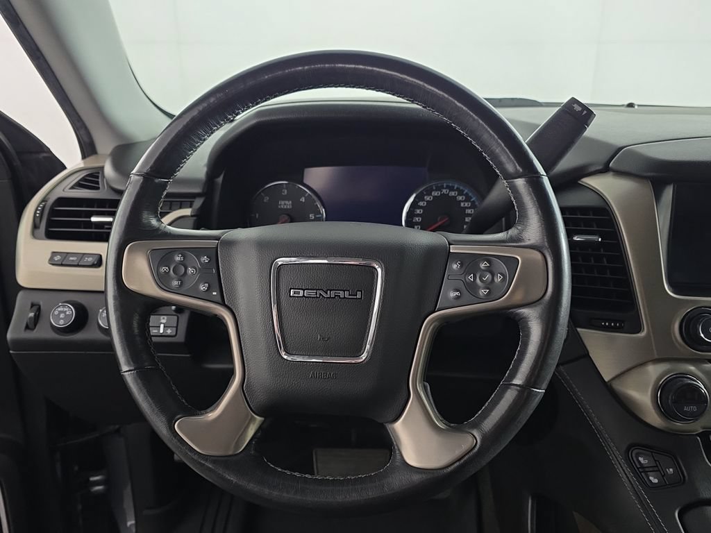 Used 2018 GMC Yukon XL Denali w/ Denali Ultimate Package AWD/4WD image 14