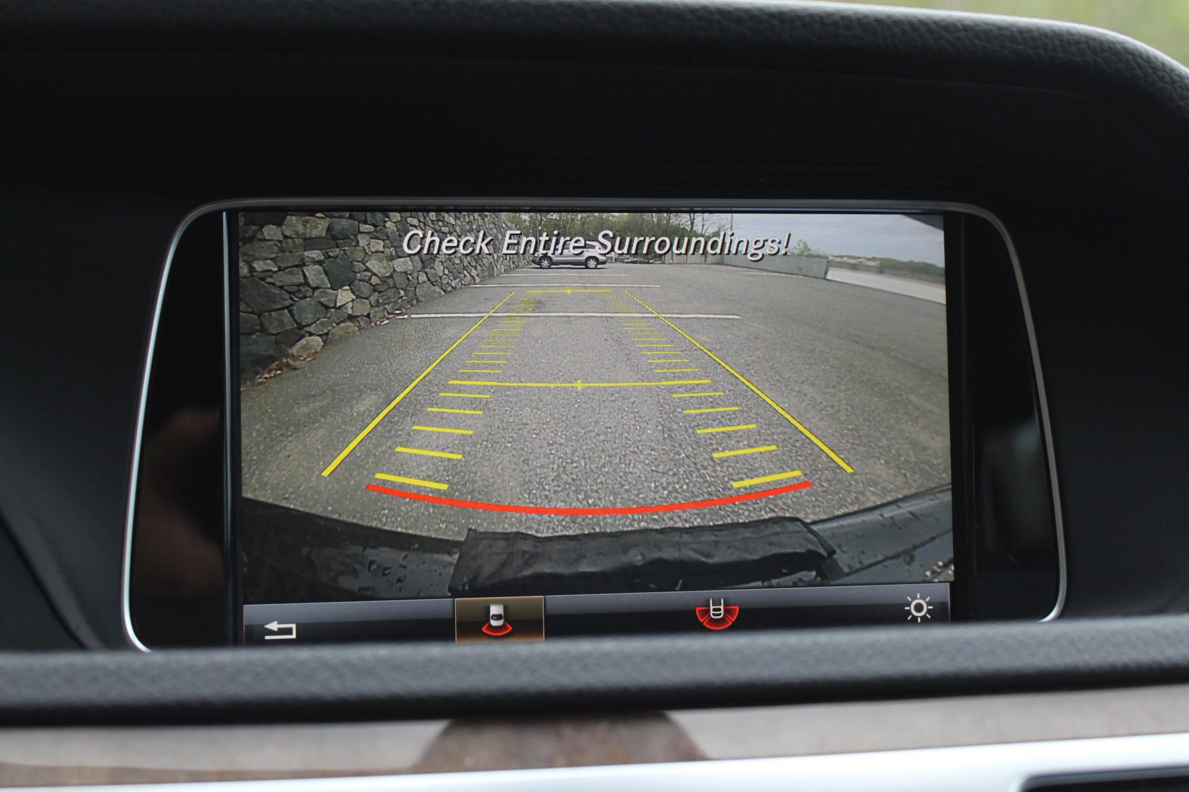 Used 2016 Mercedes-Benz E 350 4MATIC Sedan image 31