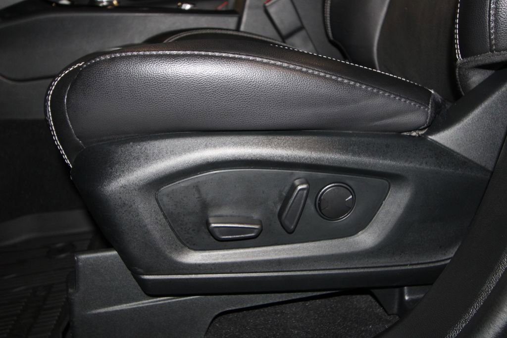 Used 2023 Ford Explorer ST w/ Equipment Group 401A image 9