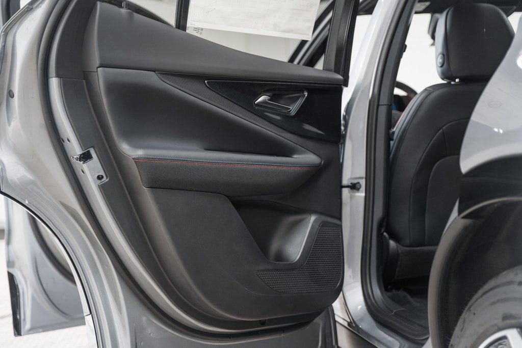 New 2025 Chevrolet Blazer EV RS RWD image 40
