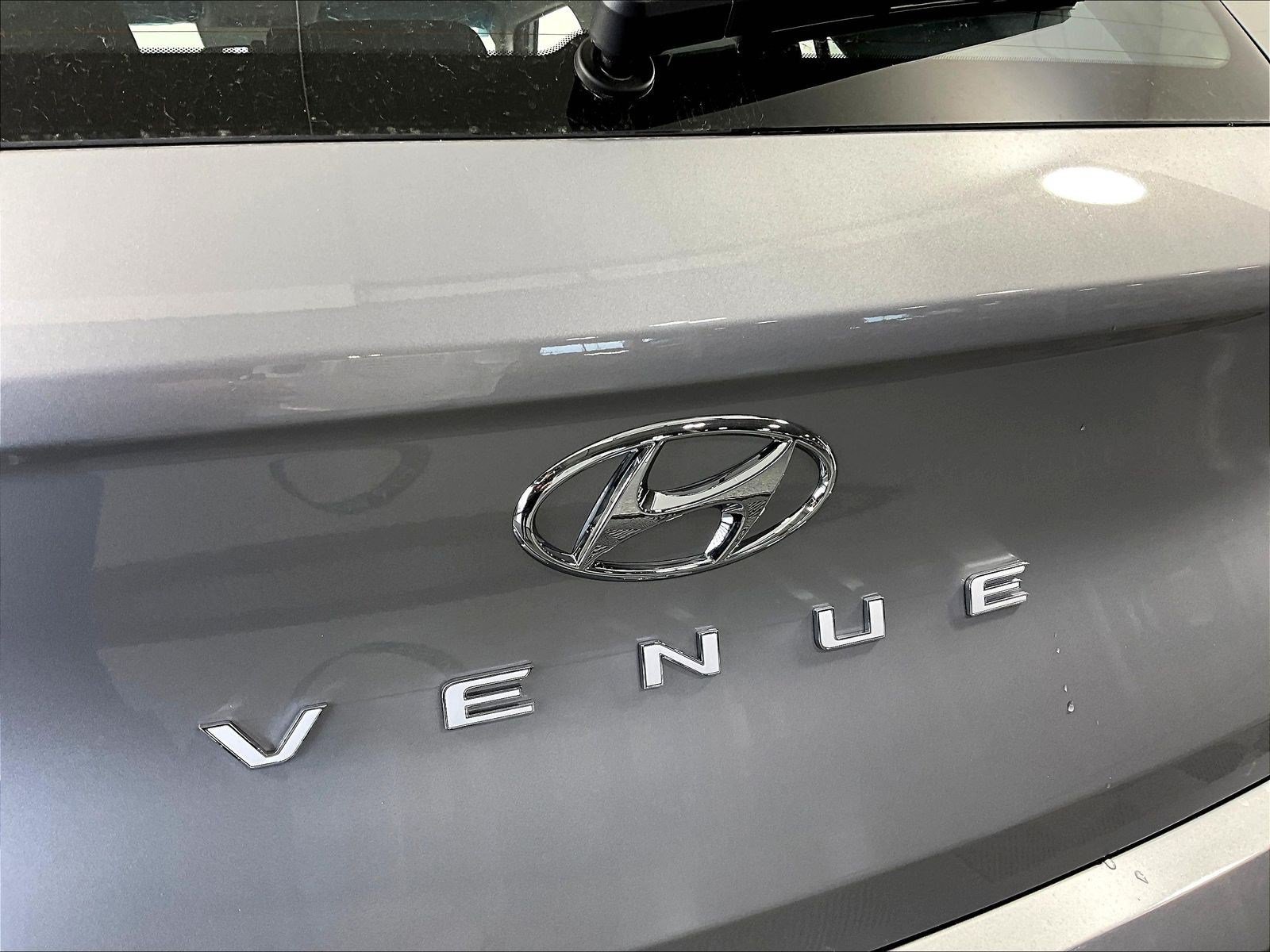New 2026 Hyundai Venue SEL FWD image 14