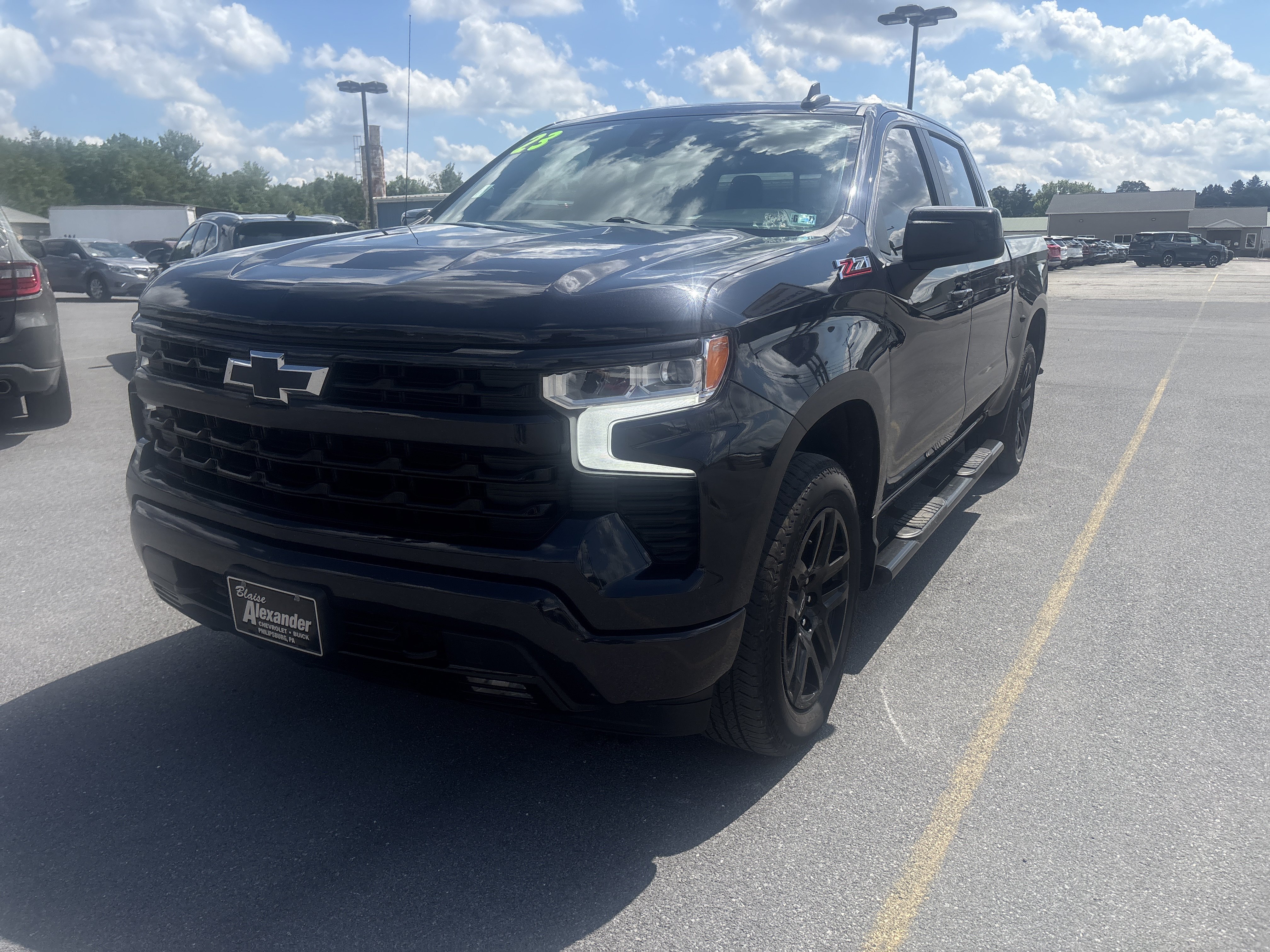 Used 2023 Chevrolet Silverado 1500 RST AWD/4WD image 1