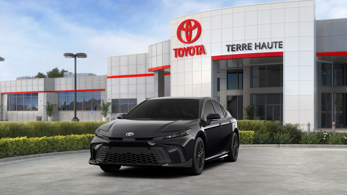 New 2026 Toyota Camry SE FWD image 3