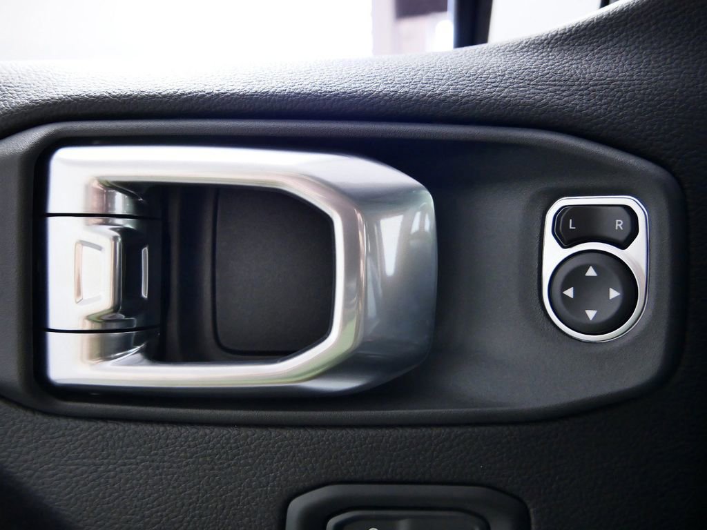 Certified 2024 Jeep Gladiator Sport w/ Premium Package image 33