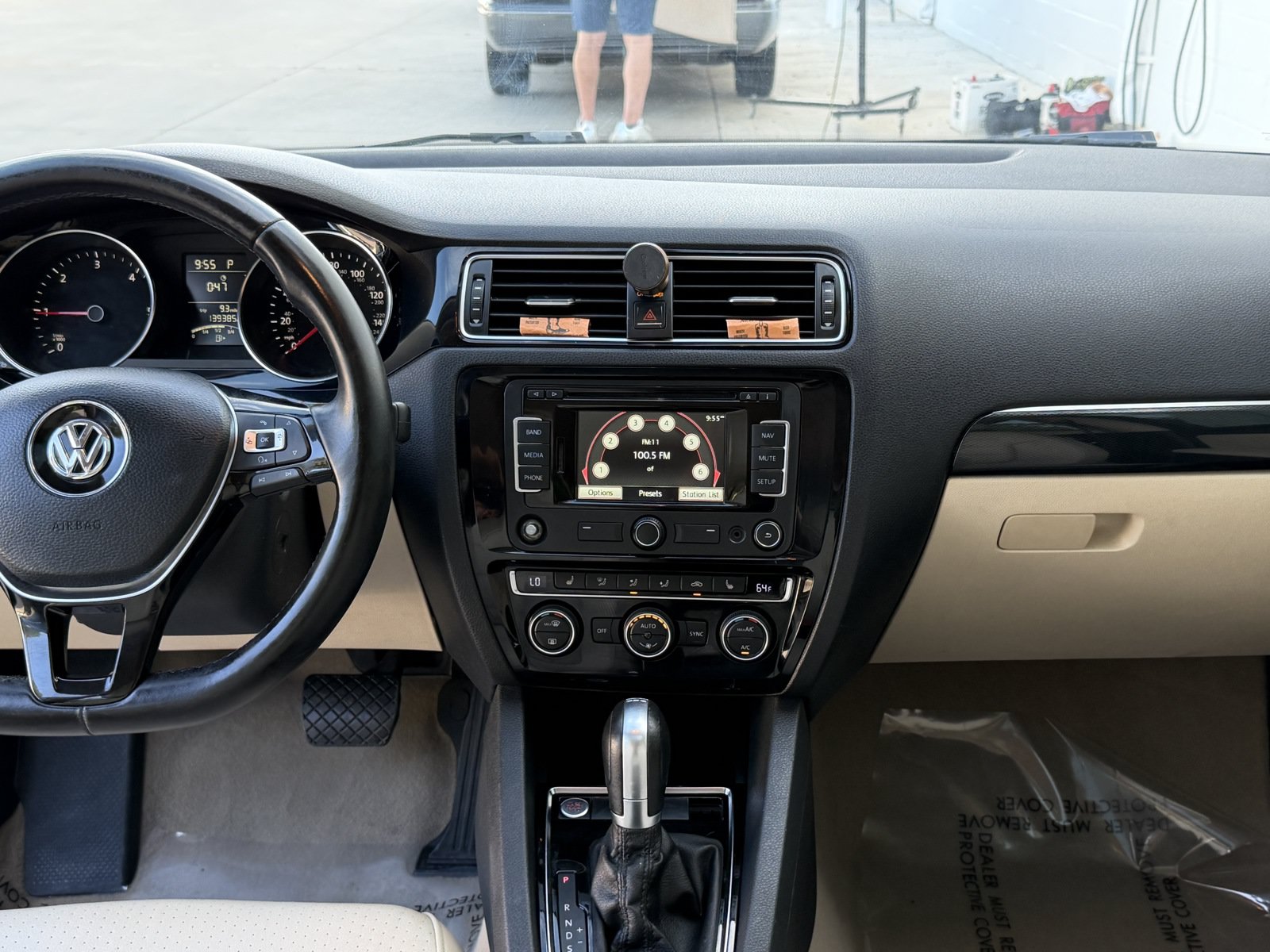 Used 2015 Volkswagen Jetta TDI SEL FWD image 25