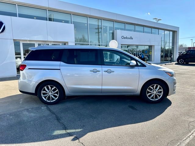 Used 2020 Kia Sedona EX image 8