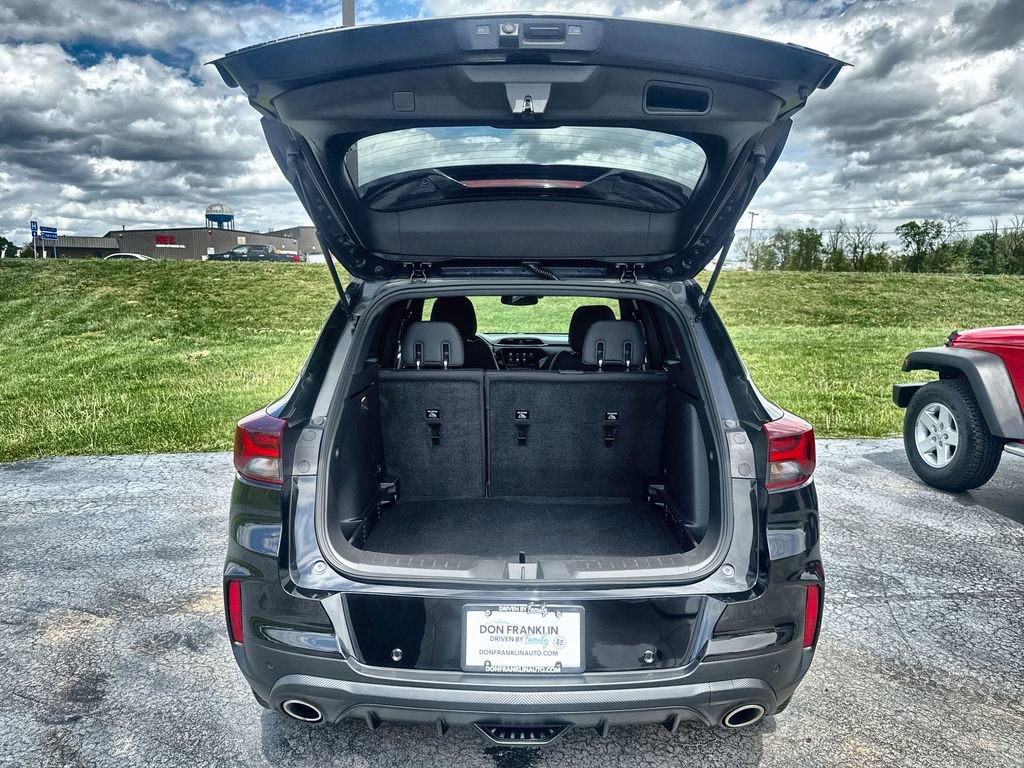 Used 2022 Chevrolet TrailBlazer RS w/ Technology Package AWD/4WD image 22