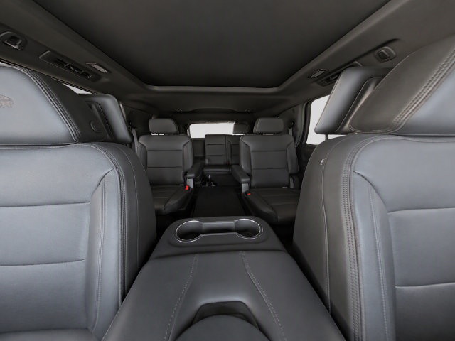 Used 2021 Chevrolet Tahoe High Country w/ Premium Package AWD/4WD image 16